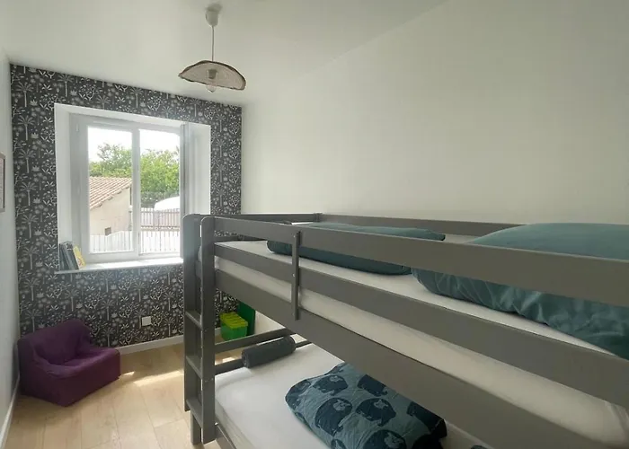 Maison 3 4 Minutes Du Puy 度假居 *